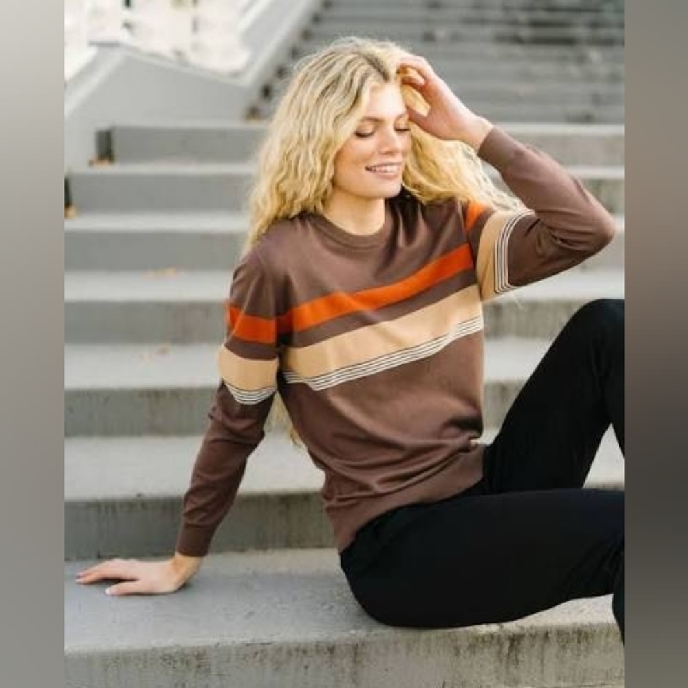 Zyia Bark Stripe Fortrose Crewneck Sweater EUC Size M